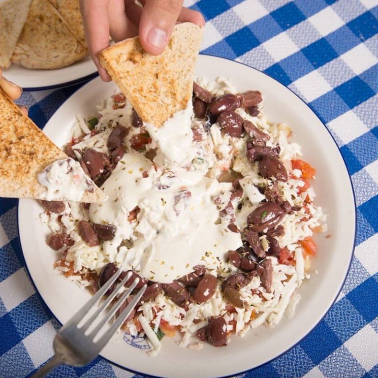 Ladopsomo (Ensalada Griega)