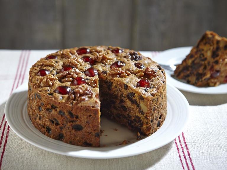 Cake de Prunas, Nueces y Datiles