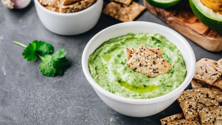 Dip de Huevo y Aguacate