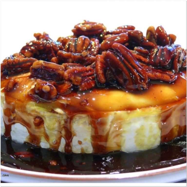 Queso Brie con Khalua y pecans