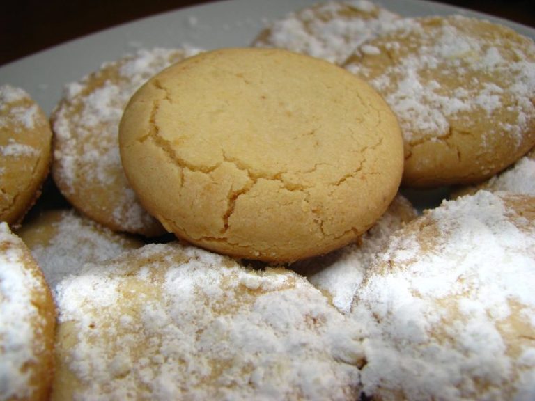 Polvorosas de Nueces (pueden ser de avellanas o almendras tostadas)