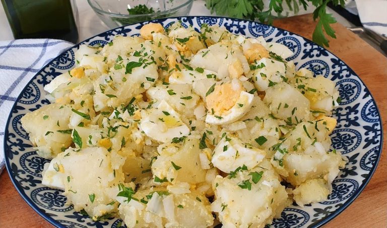 Ensalada de Papas y Huevo