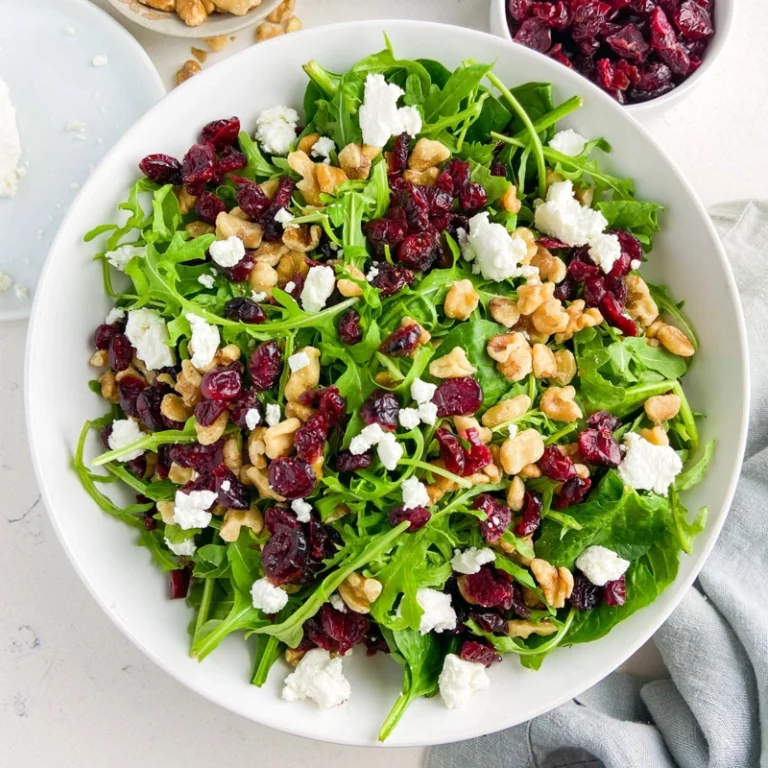 Ensalada de lechuga, Queso Feta y Nueces
