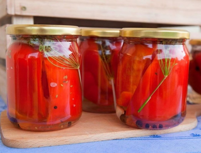 Pimientos en escabeche