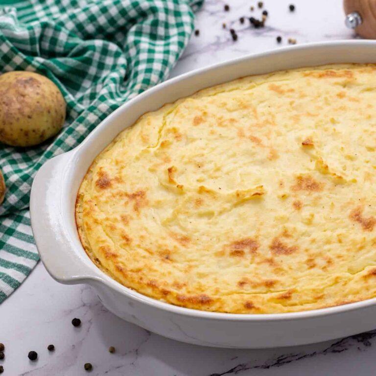 Pastel de papa relleno de atun