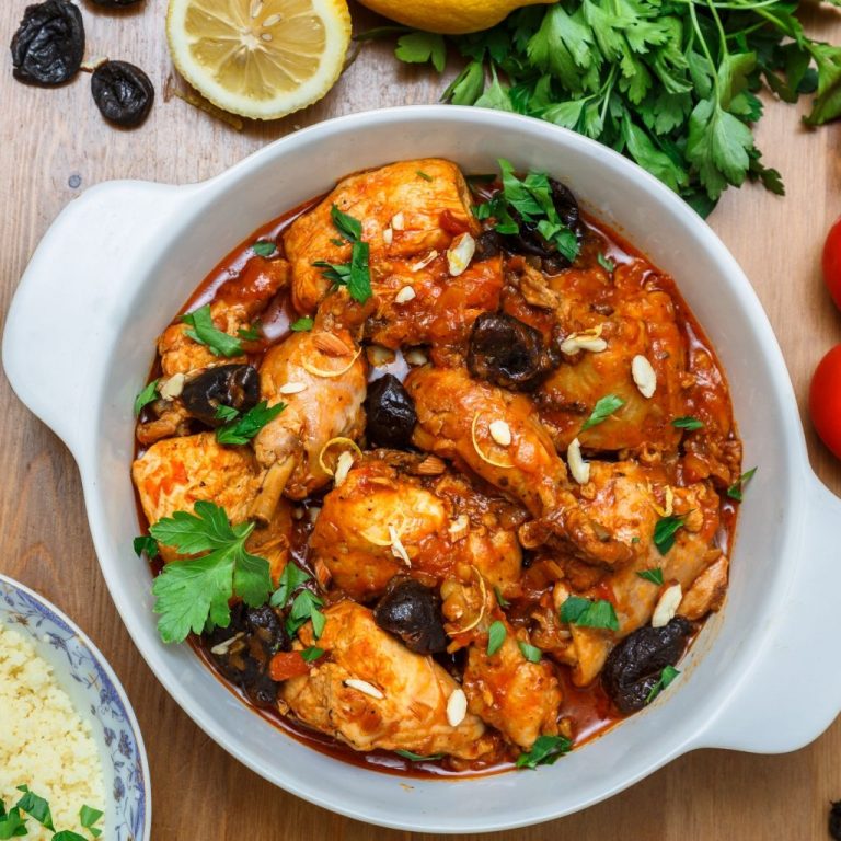 Pollo con Prunas(Ciruelas) y Almendras