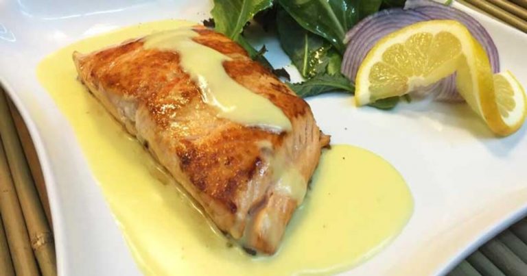 Salmon en salsa de Limon y Vino Blanco