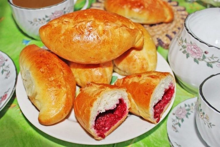 Pan de Mora Facil (Piroshki)