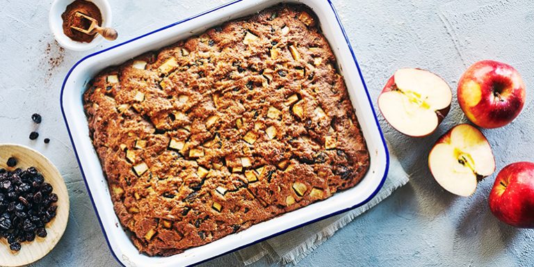 Torta de Manzana, pasas y nueces