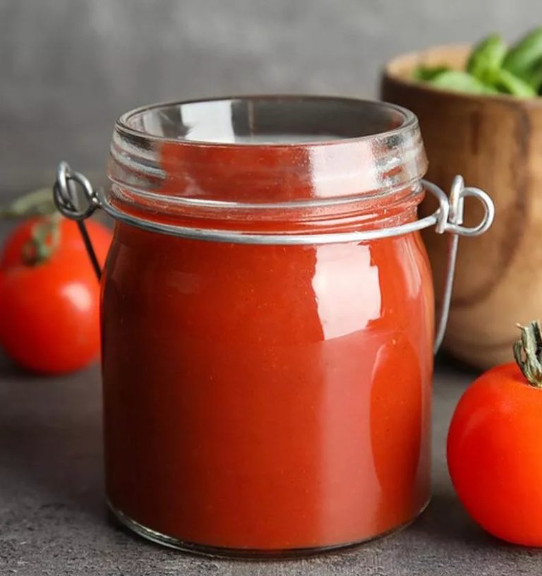Salsa de tomates y pimenton casera